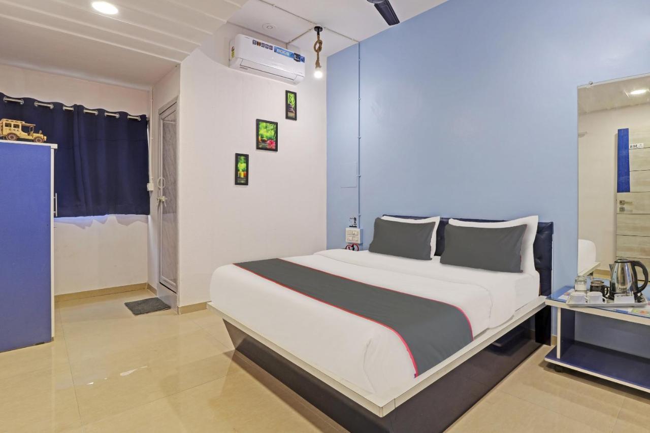Hotel Solitaire, Best Luxurious Hotel Ac Rooms In Surat Exterior foto